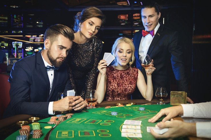 pelanet128 Sic Bo betting layout and payout odds display